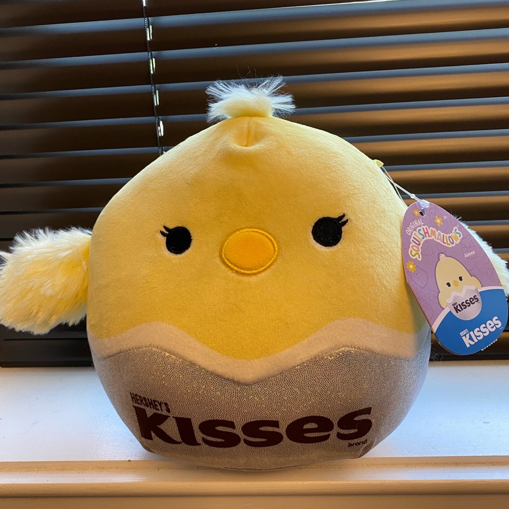 NWT Aimee the Hershey’s Kisses Chick 🐣 Squishmallows